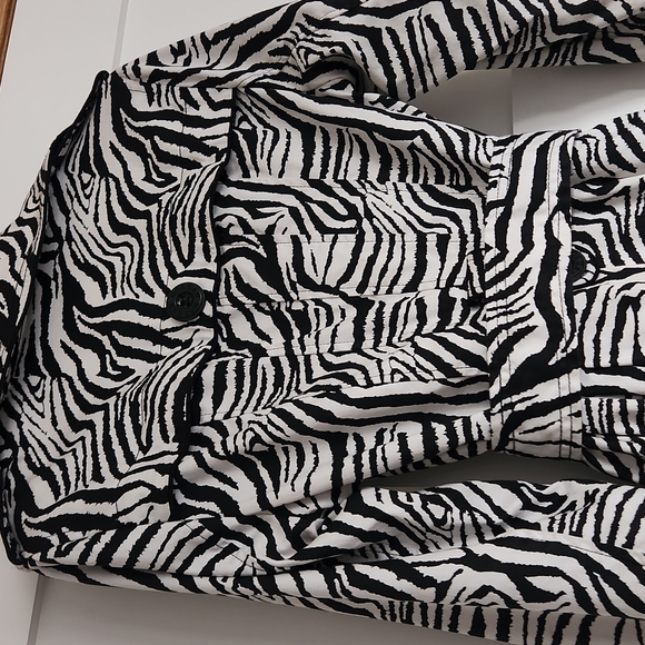 Zebra print trench coat size 36/S - Picture 7 of 17